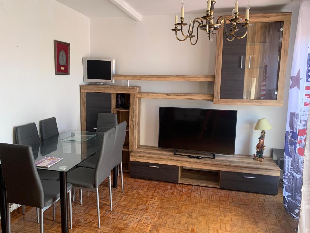 Vivienda Turistica Vistas Catedral Appartement León Buitenkant foto
